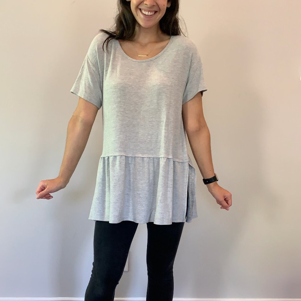 Gray Short Sleeve Flowy Tunic